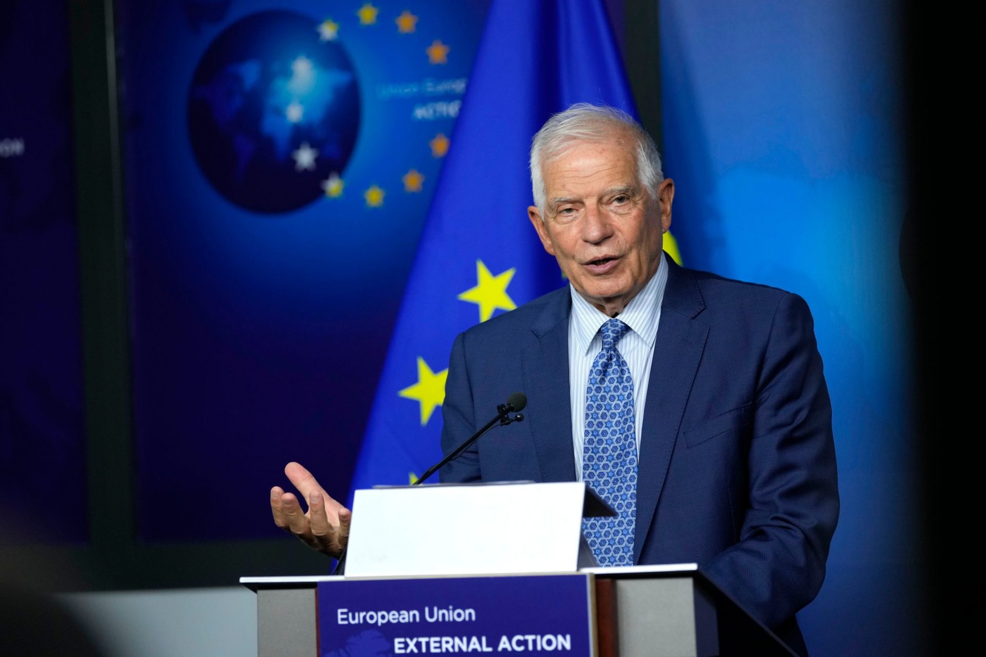 Borrell, presto nuove sanzioni contro Mosca