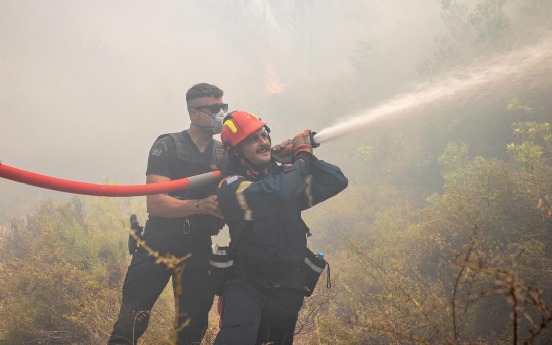 España, Francia y Túnez se suman a los países que luchan por controlar incendios en el Mediterráneo