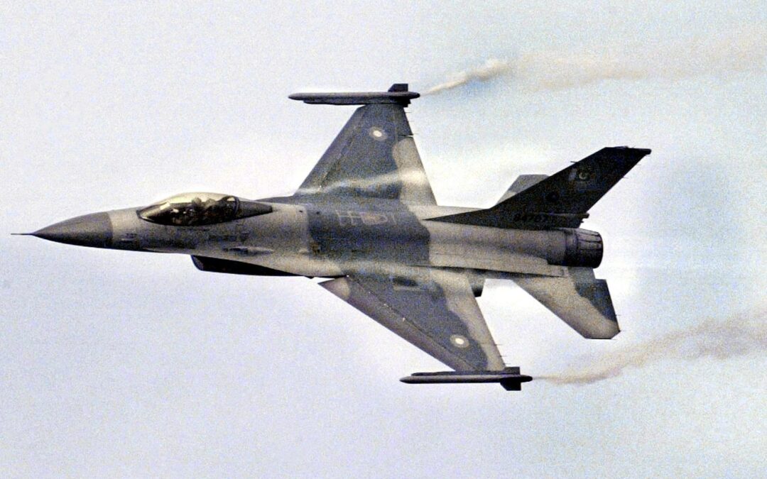 Dinamarca y Países Bajos se comprometen a entregar cazas F16 a Ucrania