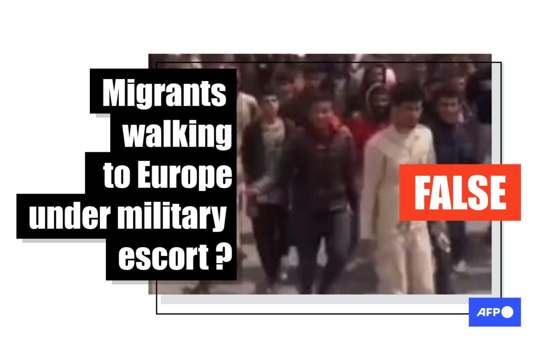 No, this video does not show migrants under military escort from Libya to Italy
