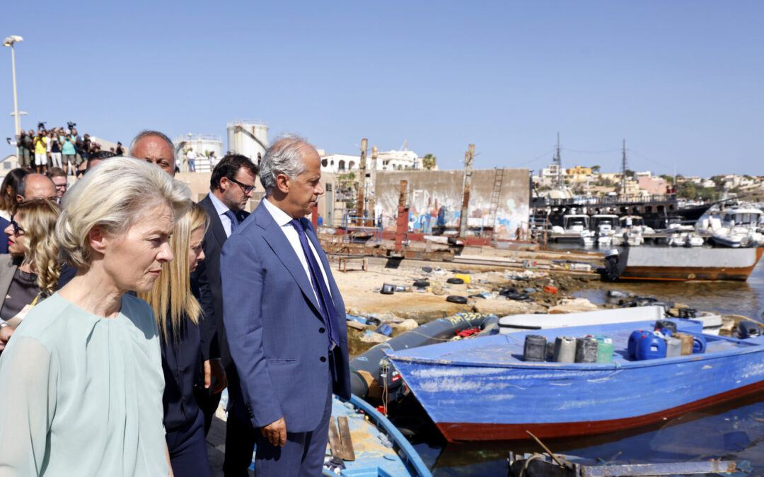 Meloni e von der Leyen a Lampedusa. Sostegno all’Italia, il piano Ue in 10 punti