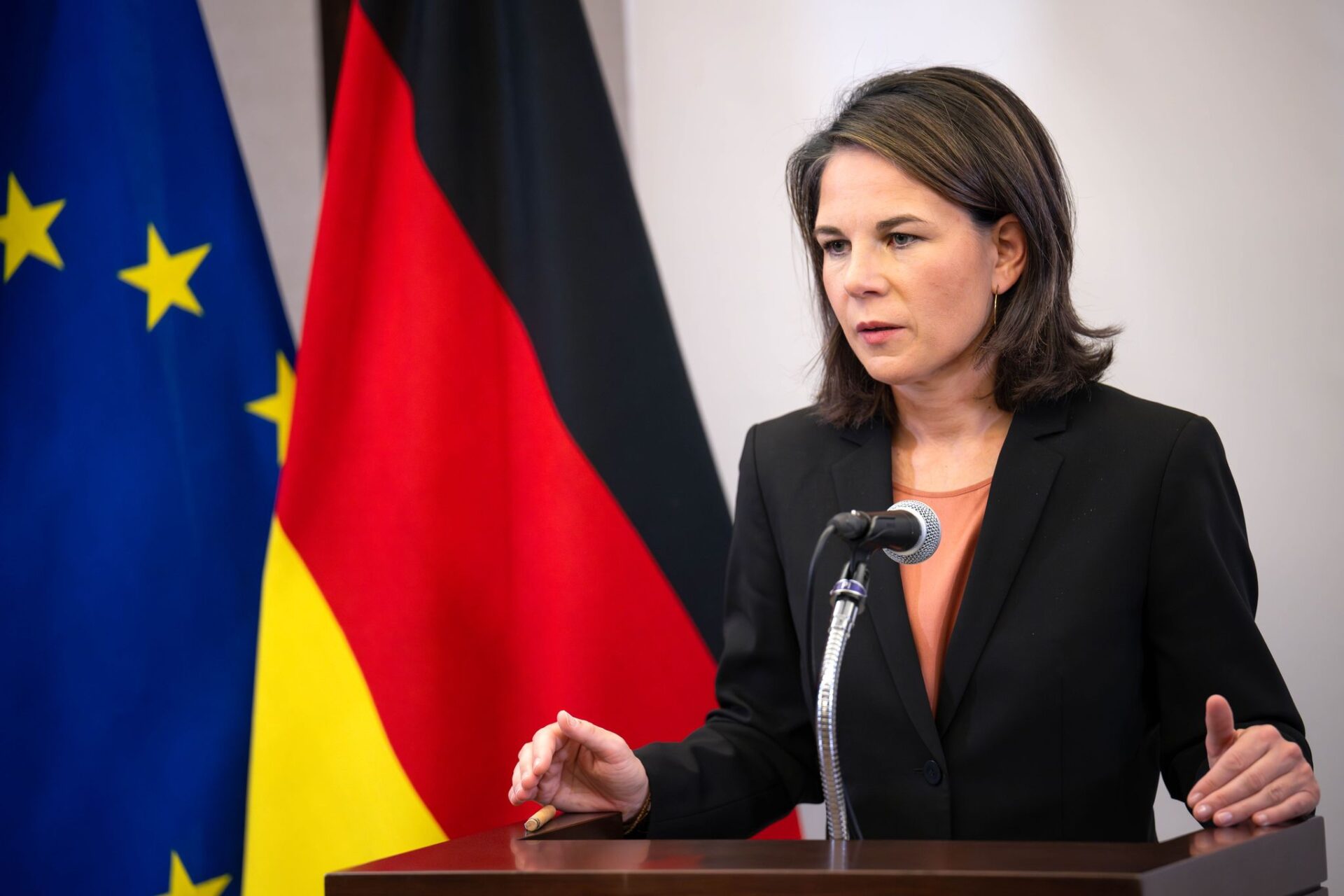 Annalena Baerbock (Bündnis 90/Die Grünen), Außenministerin, gibt nach der Abschlusserklärung der G7-Außenminister und Außenministerinnen eine Pressekonferenz.