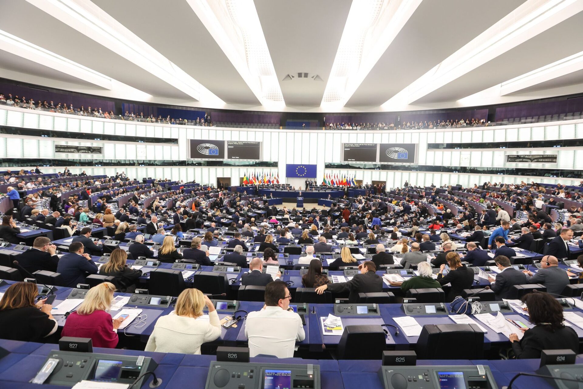 Eerste Europese wet over bestrijding geweld tegen vrouwen in de steigers