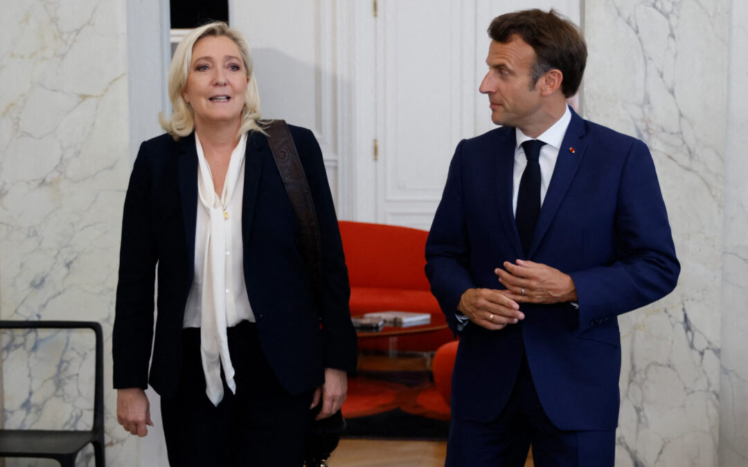 L’Europe en bref : L’extrême droite française admise dans “l’arc républicain”