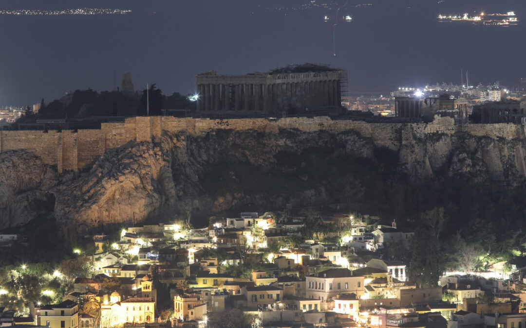 Στο σκοτάδι ιστορικά μνημεία στην Ελλάδα για την “Ώρα της Γης”