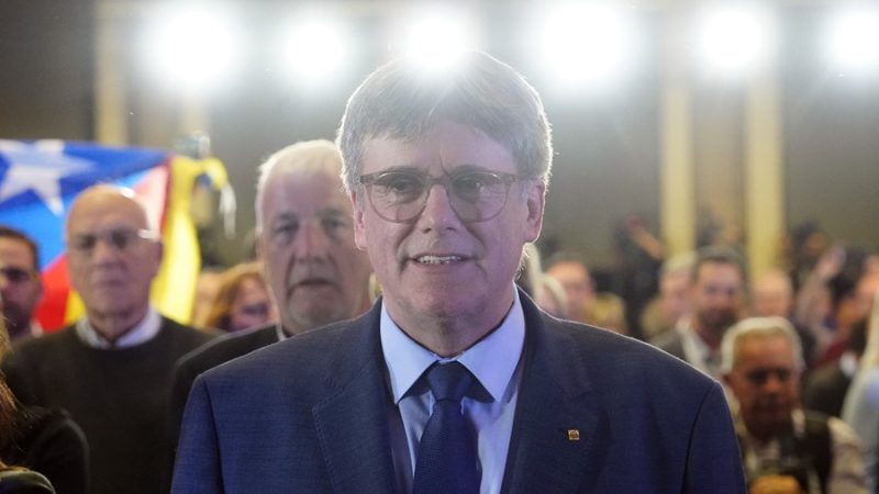 Puigdemont será candidato a las elecciones catalanas de mayo y dejará la Eurocámara