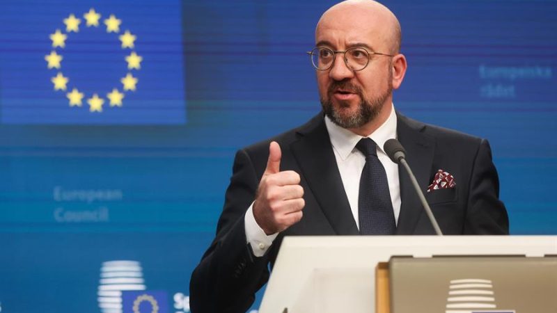 El presidente del Consejo Europeo, Charles Michel, durante una rueda de prensa este jueves en Bruselas, Bélgica. EFE/EPA/OLIVIER HOSLET