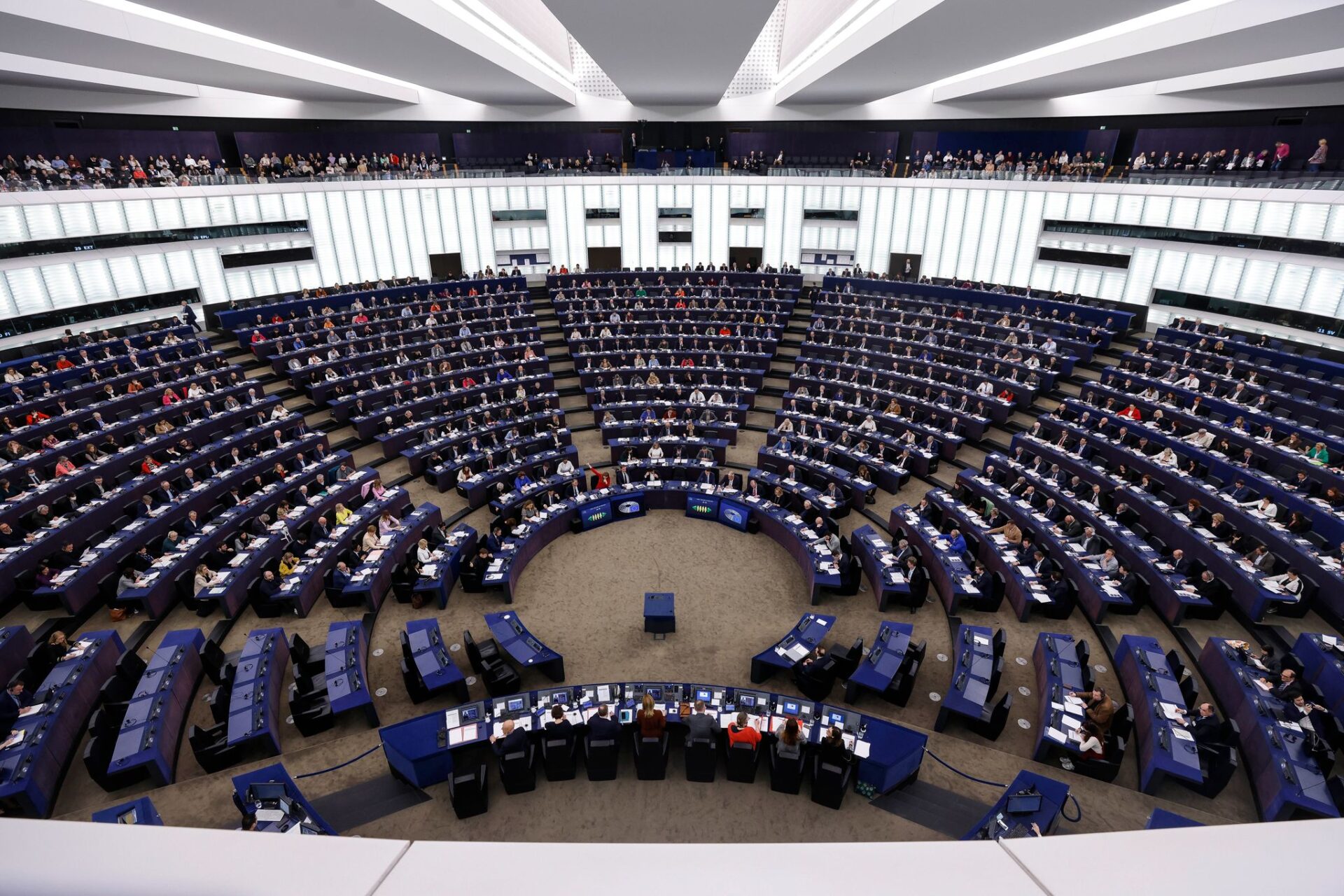 “Le Compromis”: AFP launched podcast about European Parliament