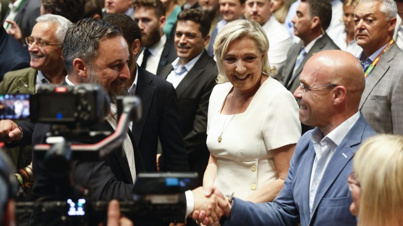 Meloni, Orbán y Le Pen aupan a Vox para las elecciones europeas