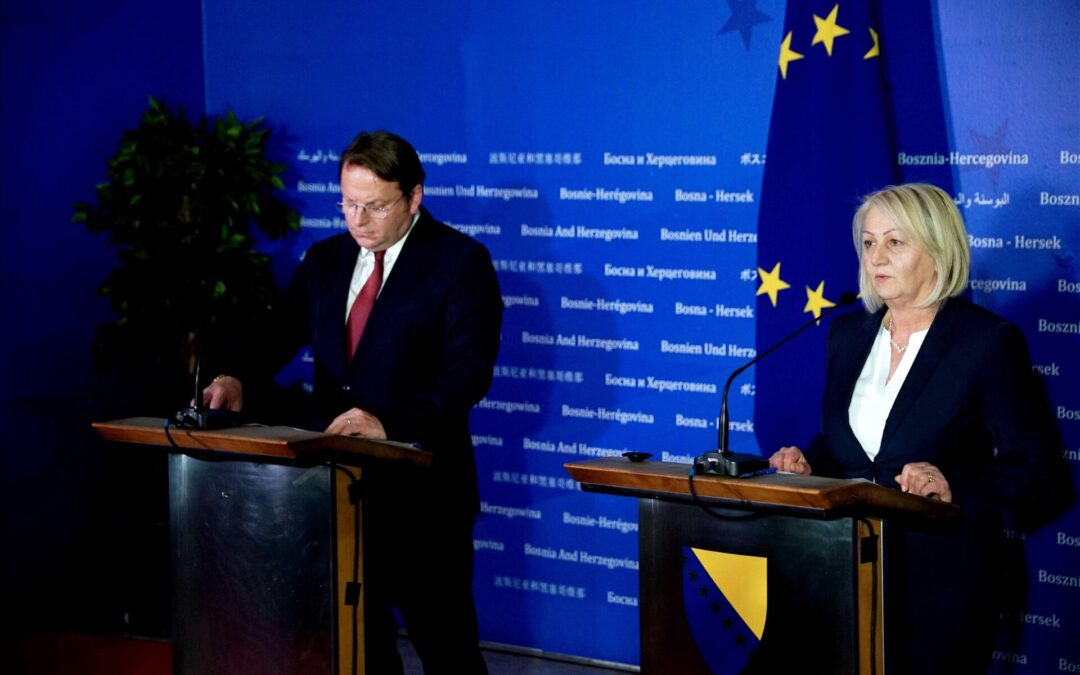 Varhelyi: BiH mora ubrzati provođenje reformi ako želi napredovati na europskom putu