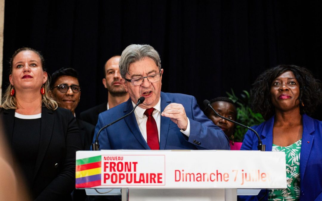 Jean-Luc Mélenchon, líder del partido izquierdista La Francia Insumisa (LFI), habla tras los resultados de la segunda vuelta de las elecciones legislativas. La coalición de izquierdas ganó las elecciones sin una mayoría absoluta. Foto: Telmo Pinto/SOPA Images vía ZUMA Press Wire/dpa