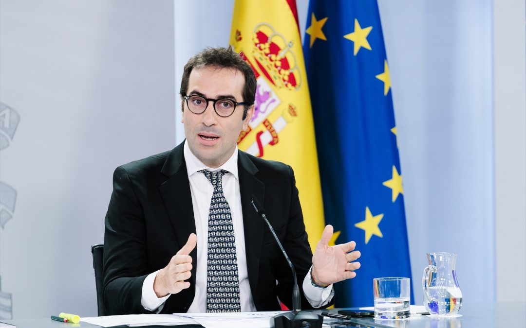 España presenta un plan de ajuste con un crecimiento del gasto primario neto del 3% en 7 años