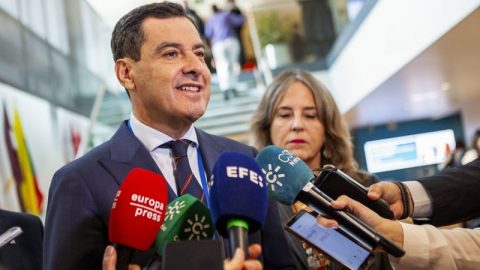 Juanma Moreno presidirá el Comité Europeo de las Regiones en el próximo ...