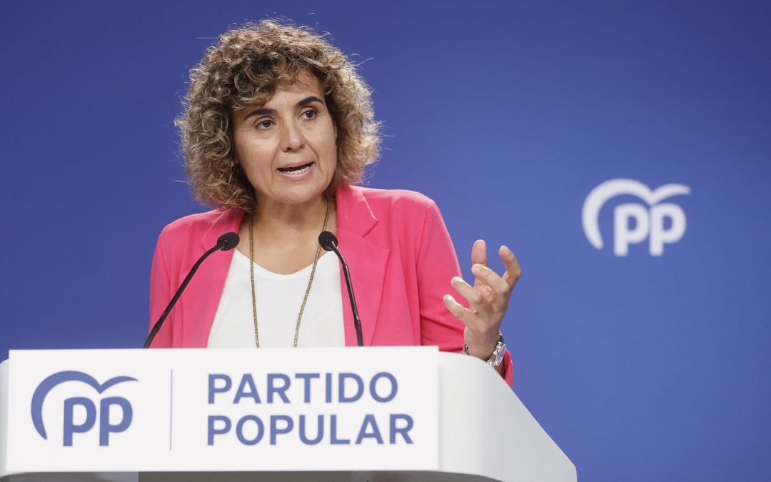 El presidente del PPE propone a Dolors Montserrat como secretaria general del partido