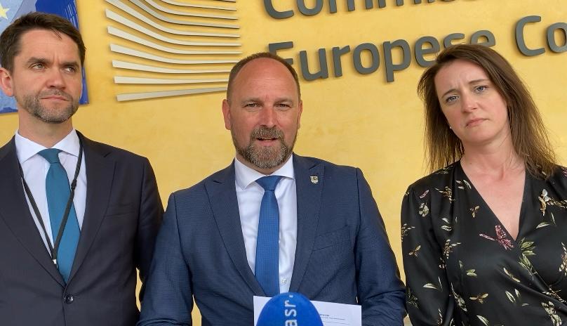 Representatives of SK8 in the European Commission requested to maintain 400 million euros for Slovak regions