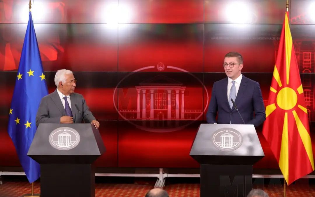 Мицкоски: Заеднички достоинствено да го одблокираме евроинтегративниот процес, тој се темели на вредности, не на билатерални прашања