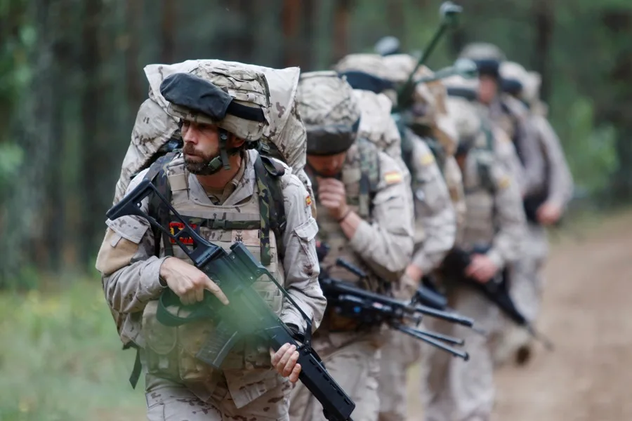 Bruselas confirma que España va a solicitar préstamos a UE para aumentar el gasto militar
