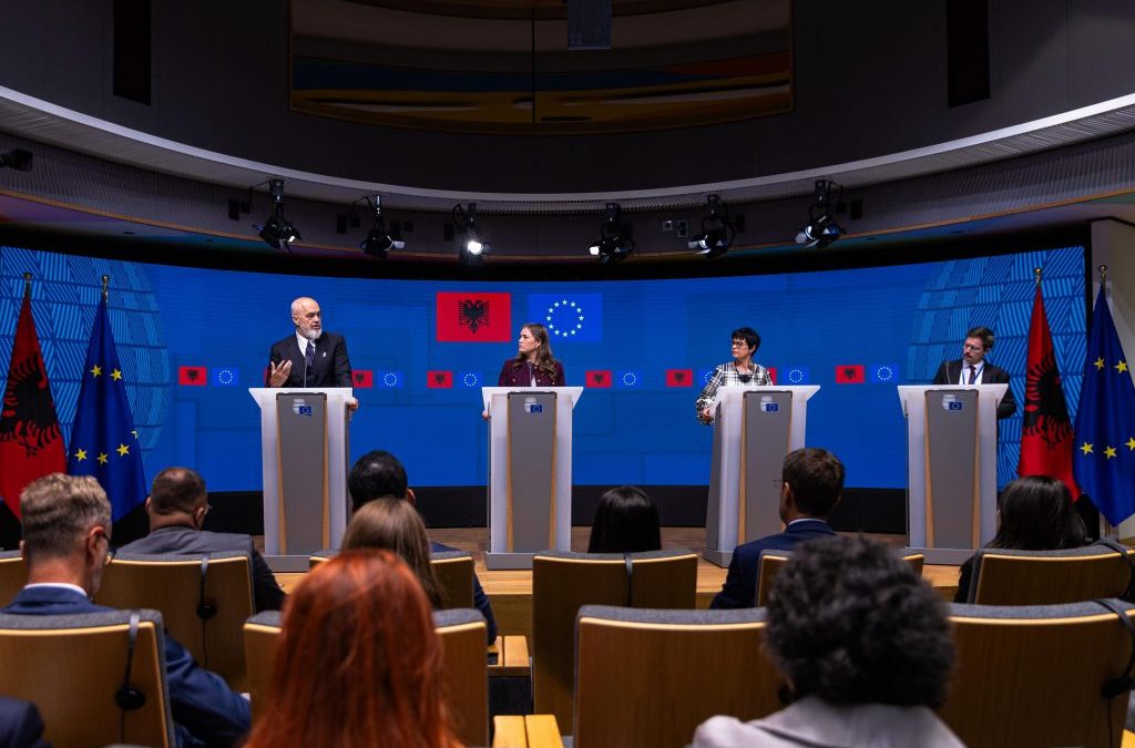 Deense minister: uitbreiding EU is geopolitieke noodzaak