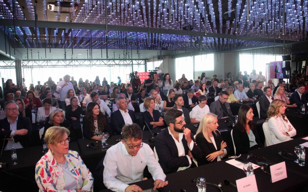 Na skupu europskih socijaldemokrata oštre kritike režima u Srbiji