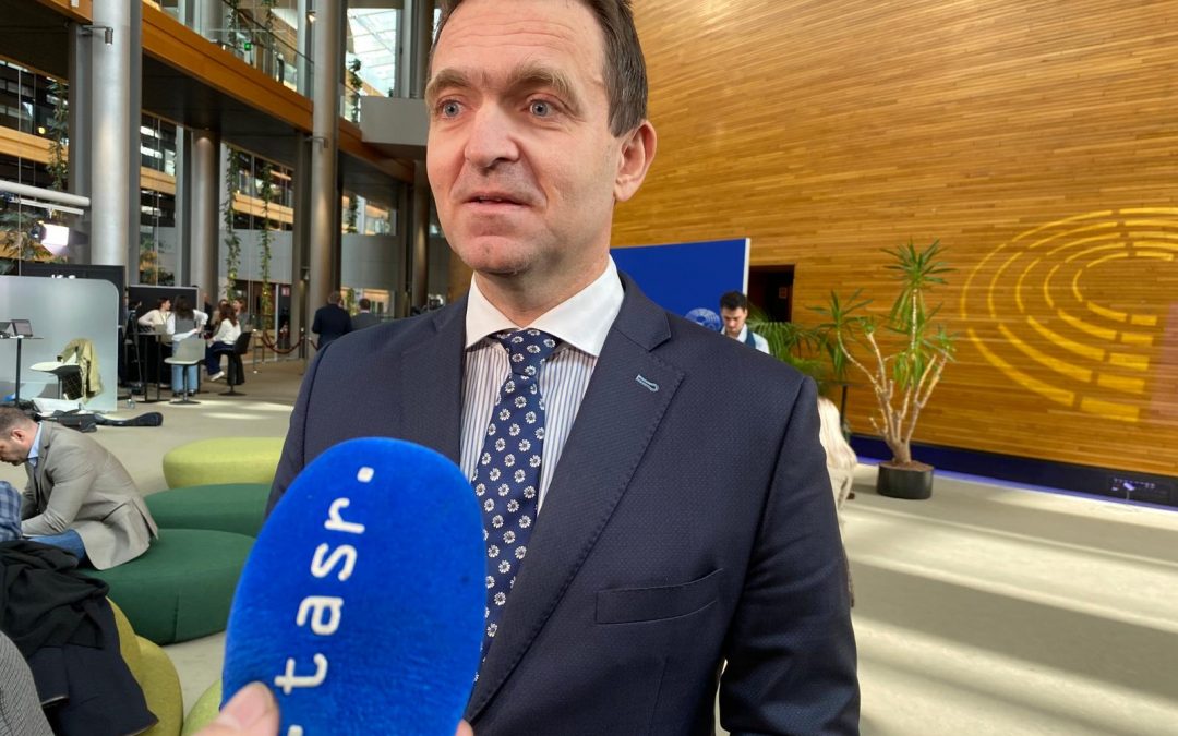 Slovenskí europoslanci ukázali na bariéry brániace rozvoju jednotného trhu EÚ