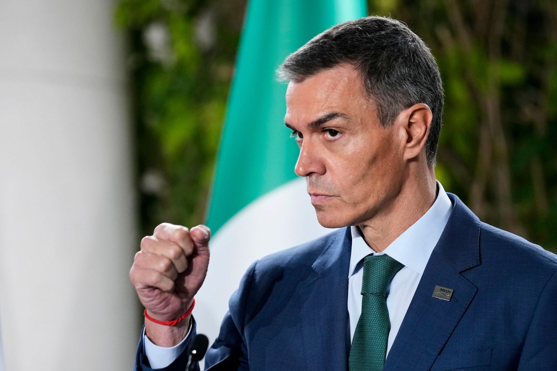 Spaniens Premierminister Pedro Sanchez nimmt am Montag in Portoroz, Slowenien, nach dem Gipfeltreffen der informellen MED9-Gruppe von neun EU-Mitgliedstaaten des Mittelmeerraums an einer Pressekonferenz teil.