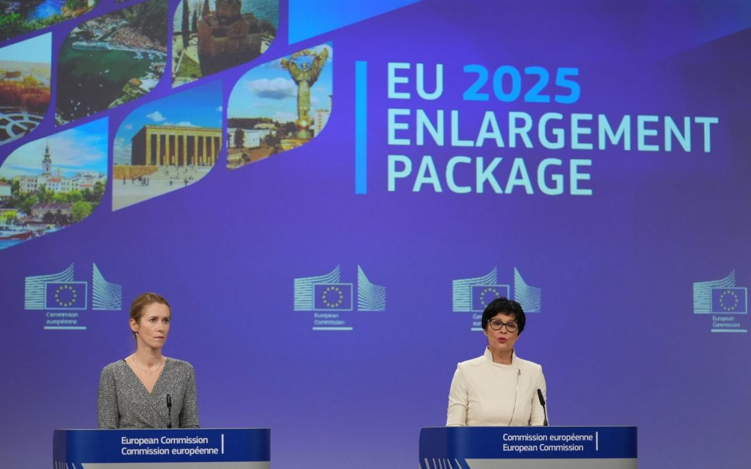 El próximo capítulo de Europa: el informe sobre la ampliación de la UE celebra los avances e insta a reformas más profundas.