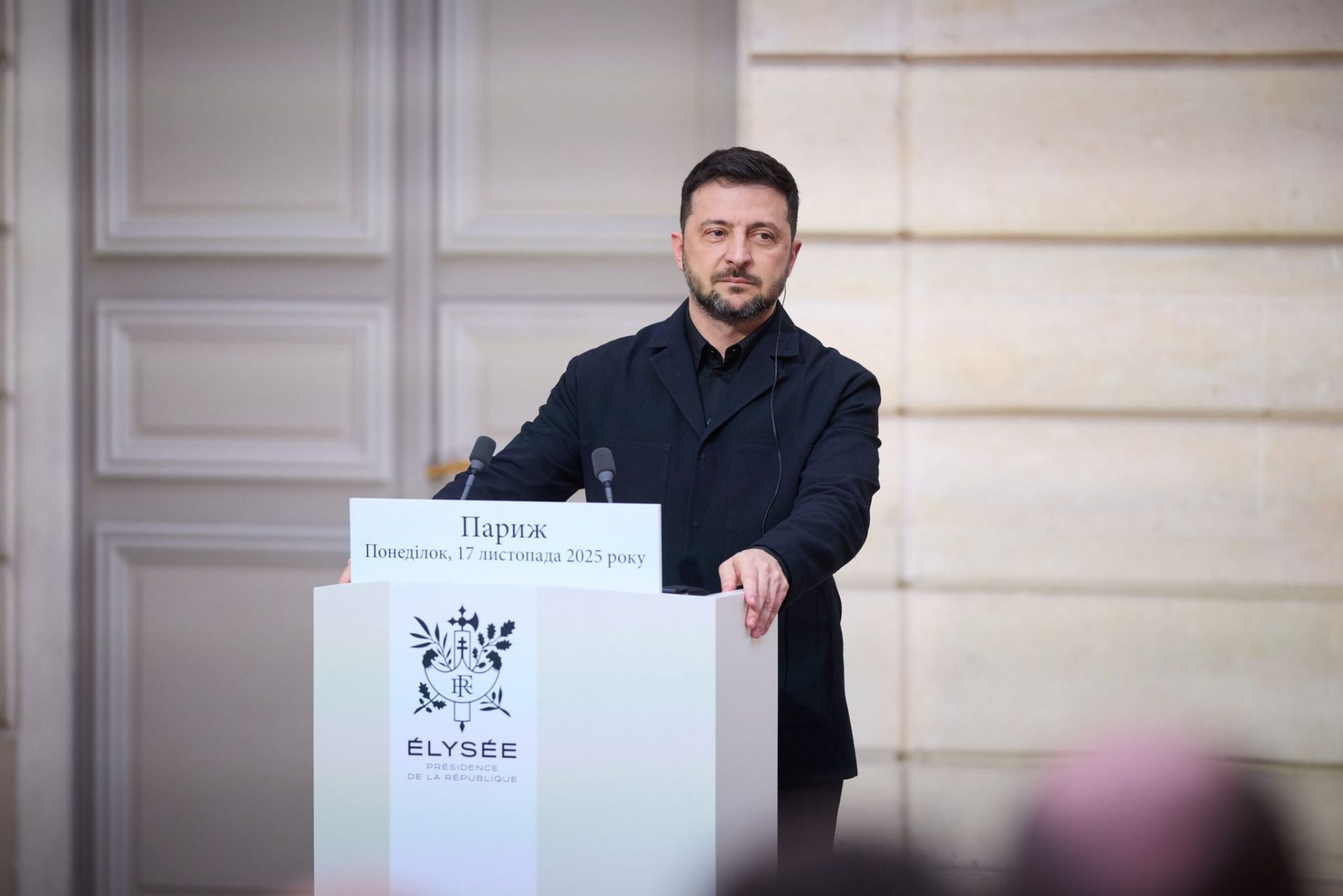 Ukraine's President Volodymyr Zelensky attends a press conference with French President Emmanuel Macron at the Elysee presidential Palace.
