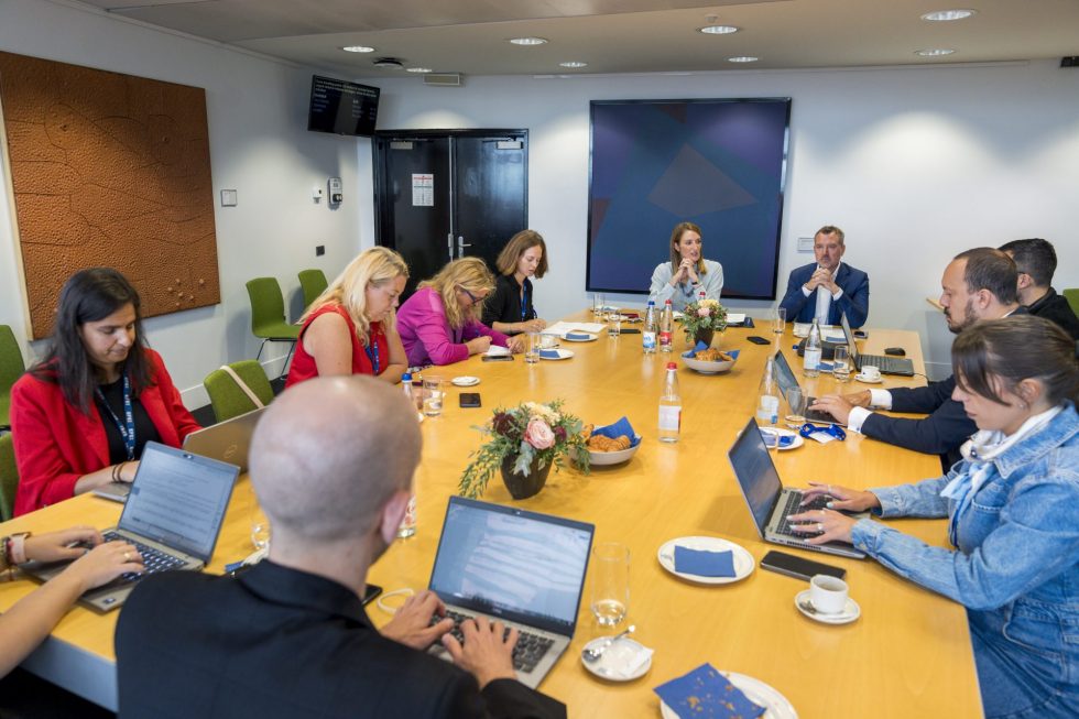 La présidente du Parlement européen s’exprime sur Gaza et sur l’Ukraine dans une interview accordée à l’enr