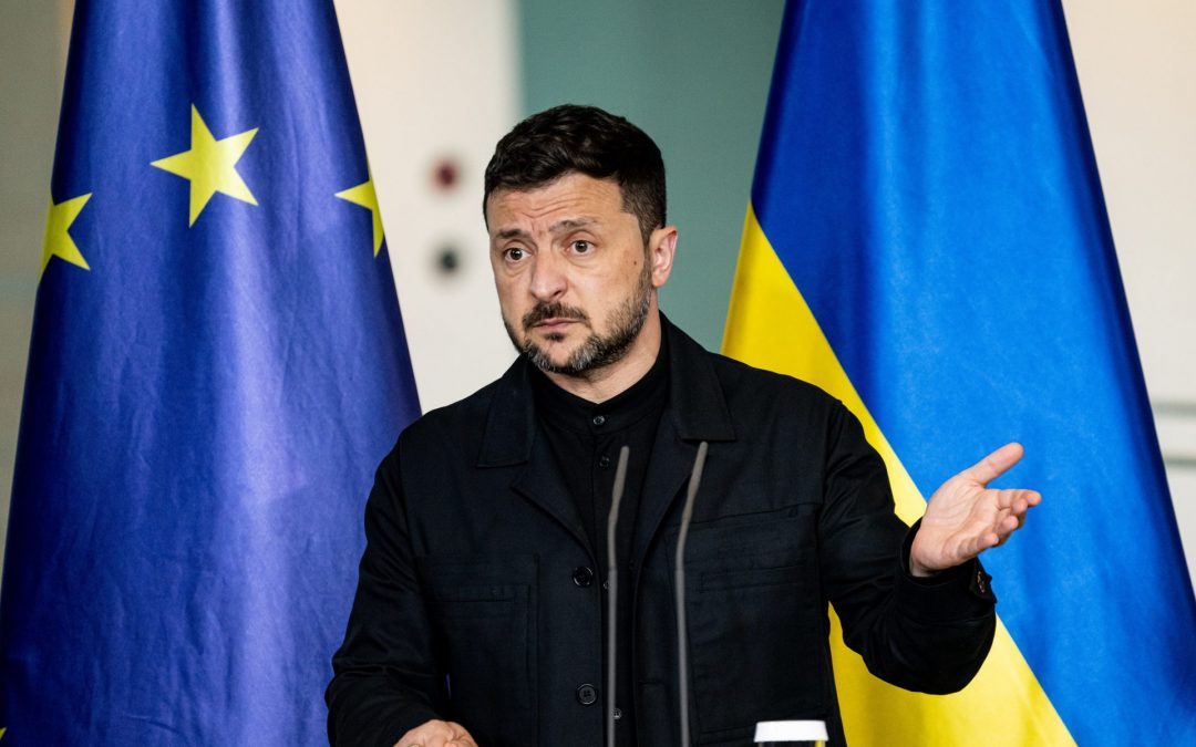 Archiv – 28. Mai 2025. Wolodymyr Selenskyj, Präsident der Ukraine, äußert sich bei einer Pressekonferenz in Berlin. Foto: picture alliance/dpa | Fabian Sommer