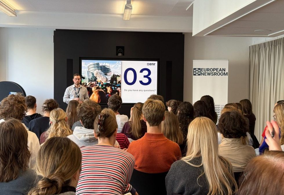 Medienprofis der Zukunft: Belgische Journalismus-Studierende besuchen den European Newsroom 