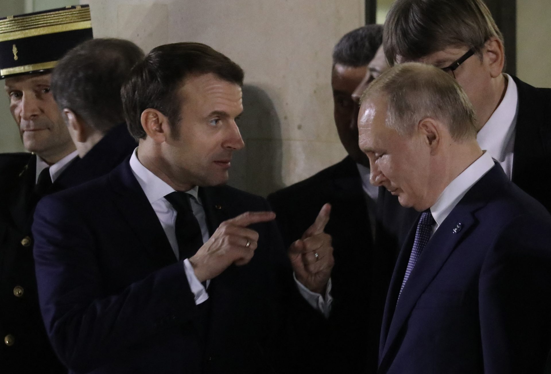 Talking with Putin? “We are not there yet” (EU spokesperson)