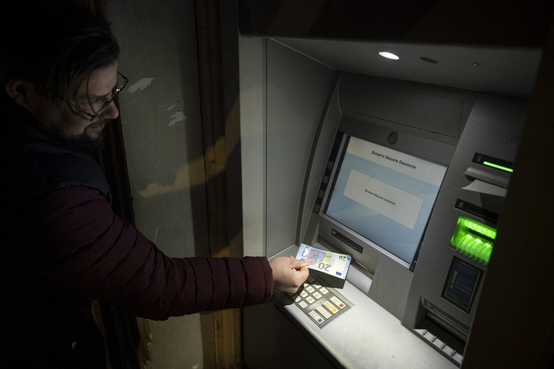 La Bulgarie adopte l'euro, accepté immédiatement dans les magasins de Sofia