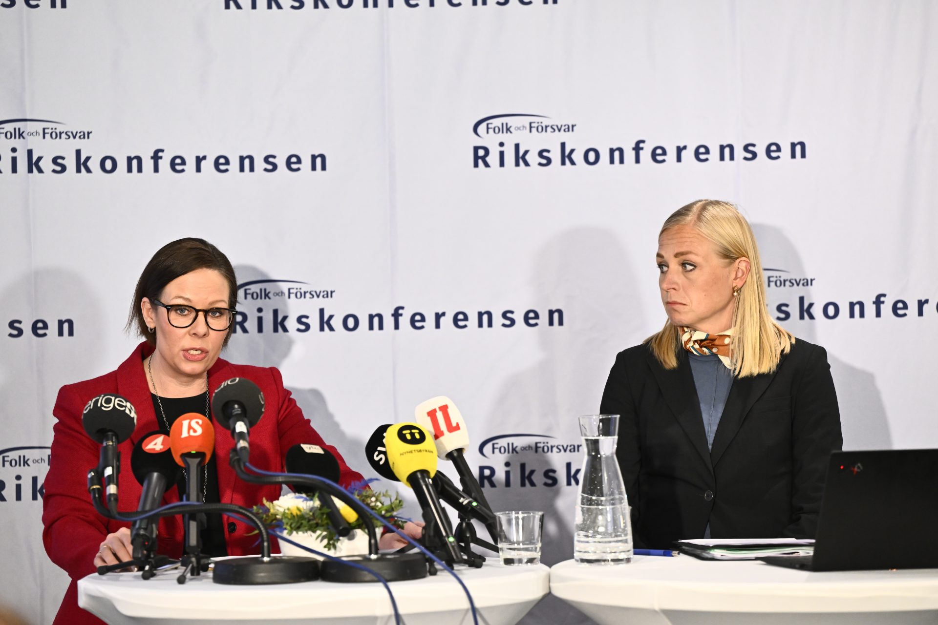 Sweden: Stop the export of luxury goods to Russia